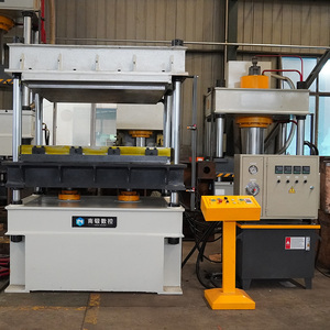 <span class=keywords><strong>Presse</strong></span> à chaud sous toit à double cylindre de 50 tonnes pour le moulage de feuilles de plastique avec chauffage électrique et contrôle de la température - Product Image 1