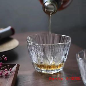 Design Japandi dritta bicchierino di vetro bicchierino di ghiaccio in cristallo di ghiaccio con scatola di legno per degustazioni di bicchieri di vino & Whisky - Product Image 2