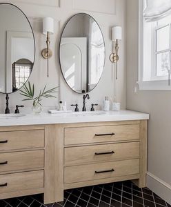Mobile da <span class=keywords><strong>Bagno</strong></span> Classico in Legno Nero con Doppio <span class=keywords><strong>Lavabo</strong></span> e Specchi, da Terra con <span class=keywords><strong>Piano</strong></span> in Quarzo - Product Image 2