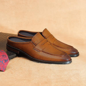 Bottes classiques pour hommes de haute qualité, design personnalisé, en cuir véritable, confortables, antidérapantes, chaussures décontractées pour l'automne - Product Image 2