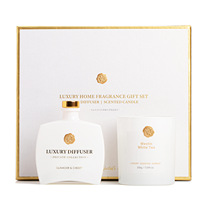 Coffret Cadeau d'Huiles Essentielles d'Aromathérapie, Parfum d'Ambiance Sans Fumée, Diffuseur à Bâtonnets en Cire de Soja et Bougies Parfumées pour Chambre