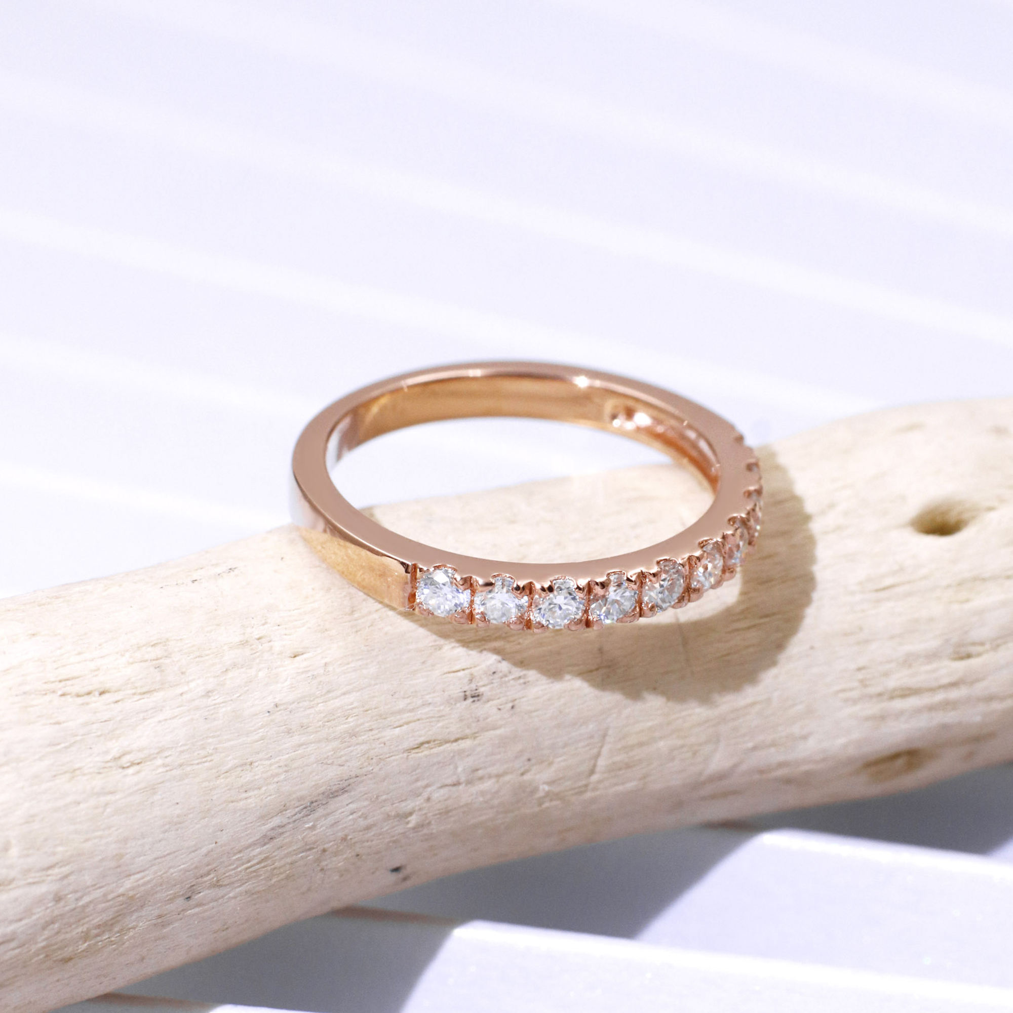 แหวนแถวโมซานไนต์ชุบทองชมพู 18k