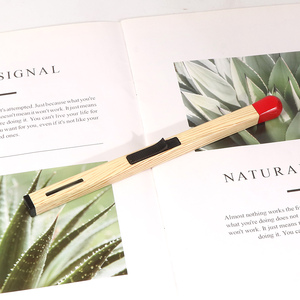 Erliao vendita calda abbina il modello di accendino a Gas ricaricabile in resina accendino <span class=keywords><strong>da</strong></span> <span class=keywords><strong>cucina</strong></span> uso quotidiano all'ingrosso - Product Image 5