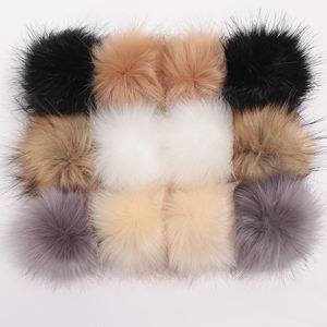 Pluizig Geïmiteerd Natuur Vos Bont Bal Fuzzy Faux Fox Bont Pompom Voor Handtas Hanger - Product Image 1