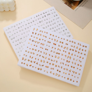 Lot de 100 paires de boucles d'oreilles en alliage en forme de cœur, en acier inoxydable, bijoux de mode unisexe, collection Printemps 2025, origine Yiwu - Product Image 1
