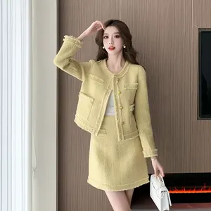 패션 옐로우 모직 세트 여성복 가을 새로운 하프 스커트 2 종 세트 뜨거운 판매 여성복