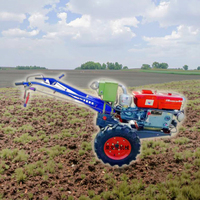 Tracteur agricole manuel pouvant être utilisé conjointement avec des outils agricoles
