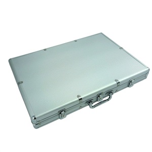 Estuche <span class=keywords><strong>de</strong></span> Aluminio Portátil <span class=keywords><strong>de</strong></span> Alta Calidad <span class=keywords><strong>para</strong></span> 1000 <span class=keywords><strong>Fichas</strong></span> <span class=keywords><strong>de</strong></span> Póker, Venta al por Mayor - Product Image 3
