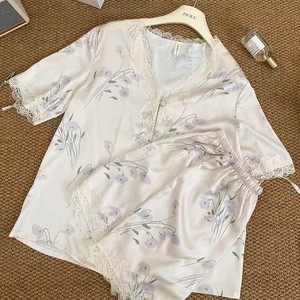 Set Pigiama Ultra Morbido in Modal e Seta Ghiaccio per Sudorazioni Notturne, Vita Elastica, Tinta Unita, Traspirante ed Ecologico - Product Image 2