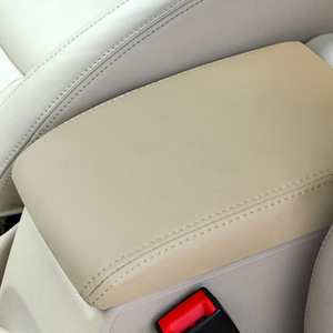 Accessoires d'intérieur de voiture Couverture de boîte de rangement d'accoudoir en cuir pour Volkswagen VW <span class=keywords><strong>Tiguan</strong></span> MK2 2010-2016 - Product Image 6