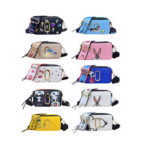 Tas Selempang Wanita Desain Mewah Logo Kustom Trendi Baru dengan Ritsleting Grosir untuk Wanita - Product Image 3