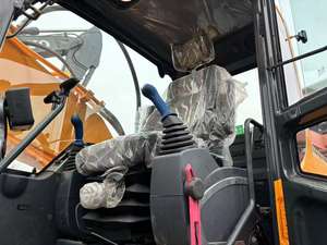 Excavadora Hyundai 330 Usada, Modelo 2022, 33 Toneladas, Motor, Caja de Cambios, Bomba - Product Image 5