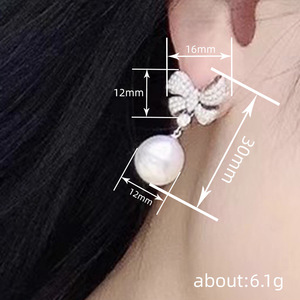 Eleganti Orecchini Pendenti con Fiocco in Finta Perla per Donne, Orecchini alla Moda per Feste e Uso Quotidiano, Regalo di Gioielleria - Product Image 4