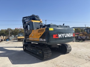 รถขุดตีนตะขาบฮุนไดแท้ รุ่น 220lc-9s น้ำหนัก 20 ตัน รุ่นญี่ปุ่น เครื่องยนต์สมบูรณ์แบบ อะไหล่หลัก ตัวเกียร์ ลูกปืน บุ้งกี๋ ขนาด 1.43 เมตร - Product Image 2