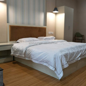 Lit d'hôtel 3 étoiles en gros, personnalisable, simple ou double, avec cadre en bois durable pour projets de mobilier de chambre d'hôtel économique - Product Image 2