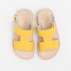 Sandales de plage mignonnes pour bébés filles, chaussures de plage Super mignonnes, en cuir plat avec sangle en T, pour enfants en bas âge - Product Image 3