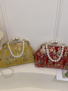 Factory Custom Vintage Fashion Evening Bag <b>Frame</b> Bag <b>Embroidery</b> Hand Carry Chain Crossbody Casual Shoulder Bag - Product Image 4