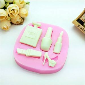 Molde de Silicona 3D para Decoración de Pasteles, Chocolate, Dulces, con Diseño de Perfume, Esmalte de Uñas, Lápiz Labial y Tacón Alto - Product Image 3