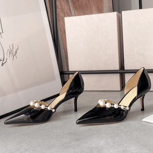 Escarpins à bout pointu en cuir verni nude avec bride perlée pour femme - Product Image 3