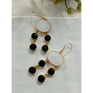 Boucles d'oreilles créoles classiques en laiton plaqué or/argent à la mode avec pierre naturelle et perles Boucles d'oreilles à la mode pour les fêtes - Product Image 2