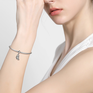 Abalorio de diseño de oso pequeño para mujer, de Plata de Ley 925, en zapatos con sombrero de campana, colgante fino, apto para Pulsera Original de cuentas, joyería - Product Image 4