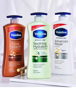 Lait Corporel Hydratant <span class=keywords><strong>Vaseline</strong></span> pour Hommes et Femmes, Formule Hivernale, Parfum Longue Durée, Grand Format - Product Image 6