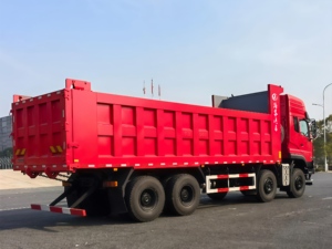 Camion benne basculante 8x4 12 roues pour le transport de boues urbaines et l'élimination des déchets de construction - Product Image 6