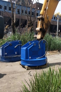 Aimant hydraulique pour ferraille, forte force magnétique, aimant de recyclage de ferraille à <span class=keywords><strong>dents</strong></span> pour excavatrices de 18, 20, 25, 26, 30 tonnes - Product Image 4