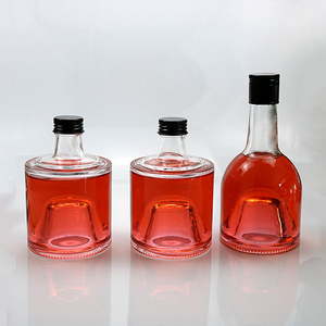 <span class=keywords><strong>Carafe</strong></span> transparente de qualité supérieure de 500 ml, recyclable, à fond encastré, 16 oz, bouteille à vin unique concave <span class=keywords><strong>avec</strong></span> <span class=keywords><strong>bouchon</strong></span> en liège - Product Image 4
