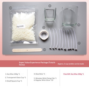 <span class=keywords><strong>Kit</strong></span> DIY de fabrication de bougies, sac de matériaux d'aromathérapie, ensemble d'outils de mélange en coton et cire de soja, modèle de Noël Chine - Product Image 1