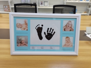 Kit de cadre d'empreinte de <span class=keywords><strong>main</strong></span> et d'empreinte de pied pour bébé cadeau pour bébé - Product Image 6