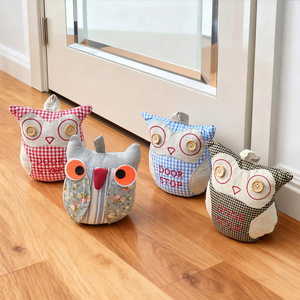 Butée de porte hibou 3D au design artistique, à poser au sol, article de décoration intérieure - Product Image 1