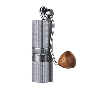 Cuerpo de aleación de Al 420 rebabas de acero inoxidable Homeuse Espresso Mini Molino de mano pequeño molinillo de café Manual portátil con mango de madera