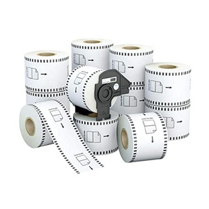 Rouleau d'étiquettes adhésives thermiques continues <span class=keywords><strong>Brother</strong></span>, imperméables, compatibles avec les imprimantes d'étiquettes <span class=keywords><strong>Brother</strong></span> pour usage chimique et expédition - Product Image 1