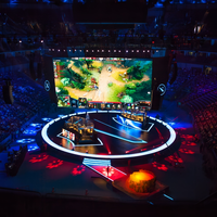 Écran de diffusion en direct pour e-sport 7680Hz, écran incurvé COB LED avec animation pour les compétitions de jeu, expérience de visionnement immersive