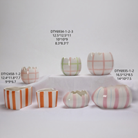 Tendance : Tasse en céramique motif oiseau, Pichet poussin à bec jaune, Vase à double anse, Tasse à café et à lait rayée - Source usine