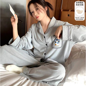 Conjuntos de Pijamas de Invierno Estilo Coreano de Terciopelo con Pingüino Bordado, Lindos Pijamas con Relleno en el Pecho - Product Image 4