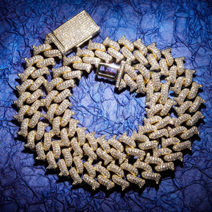 Collar y Pulsera de Cadena Cubana Europea Americana Personalizada de 14 mm, Diseño de Espinas Moderno y a la Moda, Unisex, Electrochapado - Product Image 2