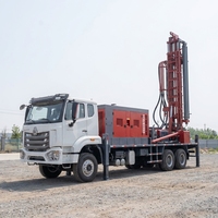 Foreuse de puits d'eau montée sur camion 200m 500m 400m à entraînement hydraulique, système double air et boue, personnalisable pour l'exploitation minière