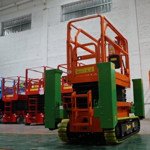 Elevador de tijera sobre orugas con estructura robusta Plataforma de elevación móvil en <span class=keywords><strong>stock</strong></span> - Product Image 5