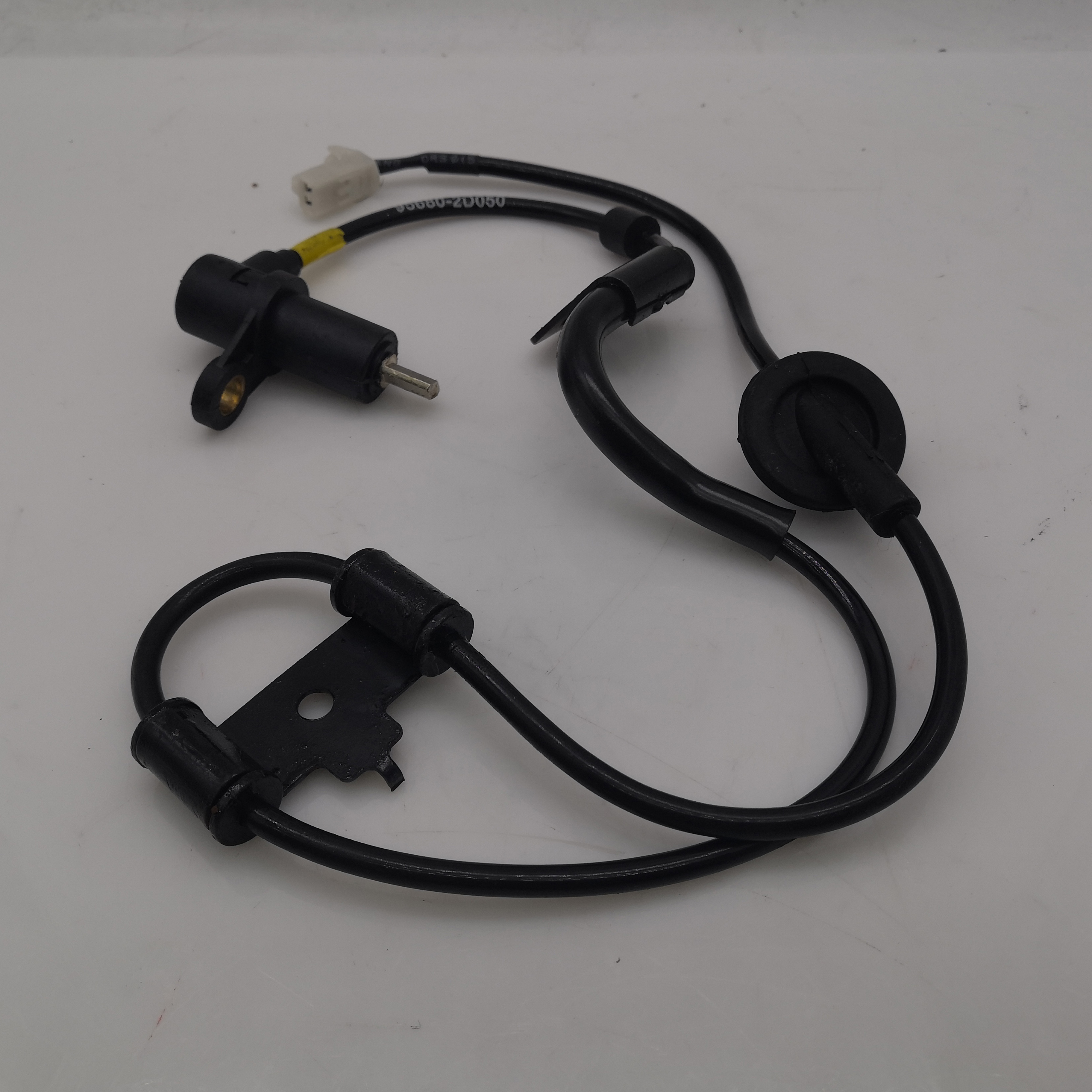 Yur Cheap Wheel Speed Sensor ABS Speed Sensor Rear Left 95680-17000