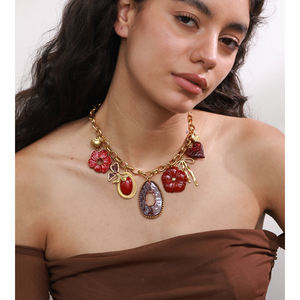 JINYOU 433 осень зима Позолоченные гипоаллергенные ювелирные изделия из нержавеющей стали в форме банта из красной смолы ожерелье с подвеской в виде сердца - Product Image 5