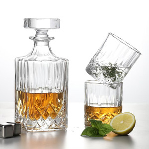 Botella de Vidrio Cuadrada Transparente de 710 ml para Vino, <span class=keywords><strong>Vodka</strong></span>, Whisky, Sake, con Tapón de Corcho y Estampado en Caliente, para Vino y Jugos - Product Image 3