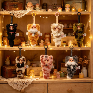 Super Regalos Sorpresa MM Super Baby Cat Plush Blind Box <span class=keywords><strong>Serie</strong></span> Animal Kawaii Cat Bag Charm Colgante Llavero Juguetes <span class=keywords><strong>de</strong></span> Peluche <span class=keywords><strong>de</strong></span> Moda - Product Image 3