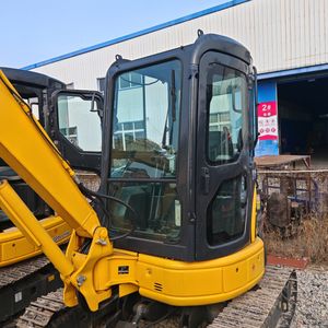 Zuinige gebruikte <span class=keywords><strong>Komatsu</strong></span> PC35MR-3 graafmachine met weinig draaiuren, krachtige PC35MR-3 voor tuinrenovatieprojecten - Product Image 6