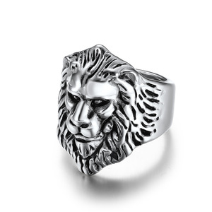 Retro-<b>style</b> Western hip-hop ring with a powerful lion <b>head</b> design, made of titanium steel, perfect for men. - Product Image 5