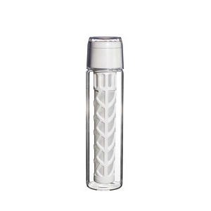 <span class=keywords><strong>Carafe</strong></span> en verre portable <span class=keywords><strong>pour</strong></span> café <span class=keywords><strong>froid</strong></span> et thé, 550 ml et 750 ml, avec filtre en maille réutilisable <span class=keywords><strong>pour</strong></span> la maison ou le bureau - Product Image 2