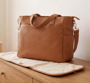 <span class=keywords><strong>Sac</strong></span> à <span class=keywords><strong>langer</strong></span> en cuir pleine fleur OEM du fabricant, <span class=keywords><strong>sac</strong></span> à <span class=keywords><strong>langer</strong></span> en cuir de chameau, <span class=keywords><strong>sac</strong></span> à <span class=keywords><strong>langer</strong></span> élégant avec bretelles réglables - Product Image 1