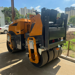 Compacteur routier à entraînement hydrostatique pour une accélération fluide sans sursauts - Product Image 4
