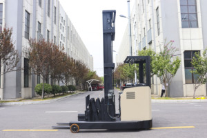 1.5 Ton 2 Ton 2.5 Ton 3 Ton Mini <b>Electric</b> Scissor Reach Truck Forklift Optional with Seat Type - Product Image 6